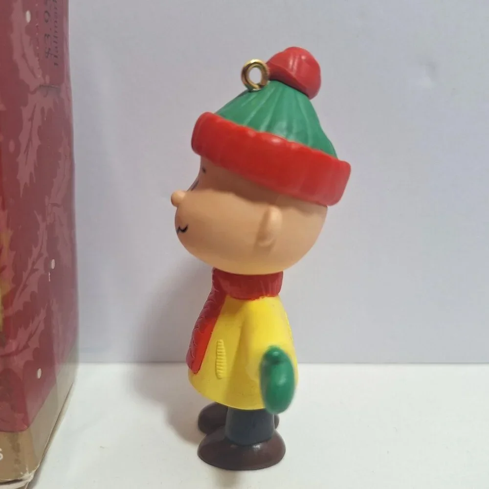 Hallmark Keepsake Charlie Brown Christmas Ornament 1995 30th Anniversary - Picture 3 of 16